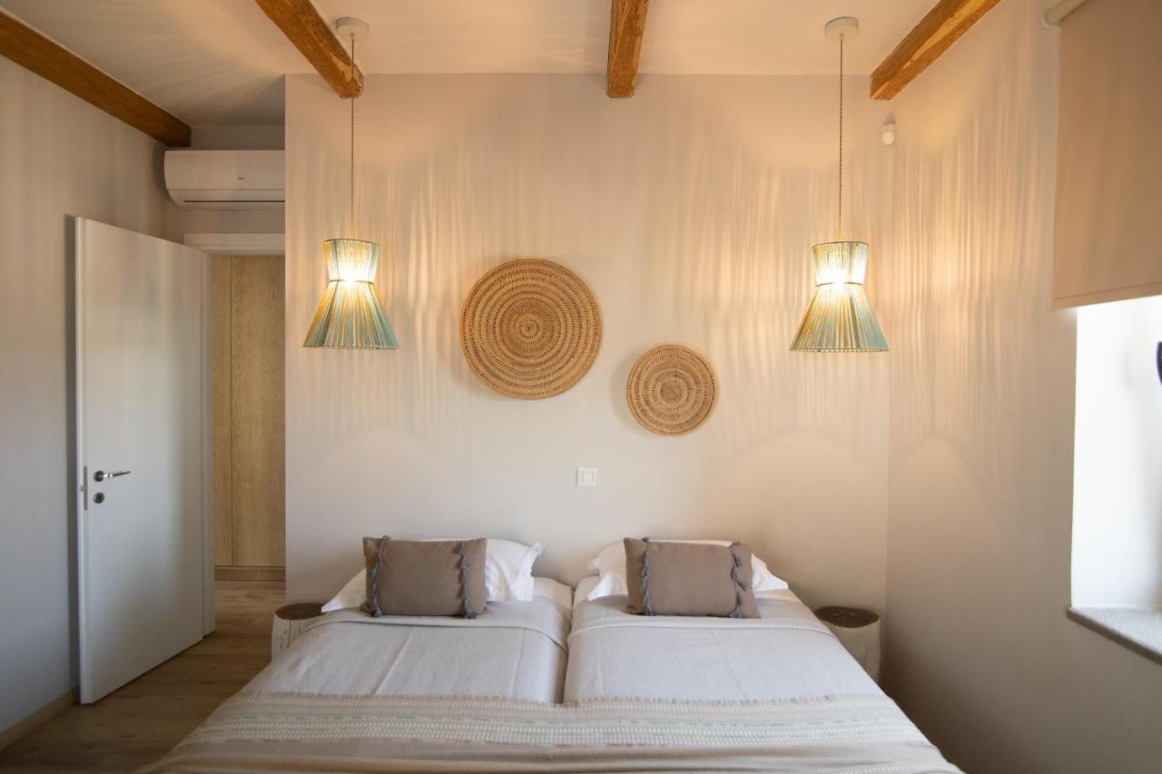 Elies Residences Luxury Apartments Mytilíni Екстериор снимка
