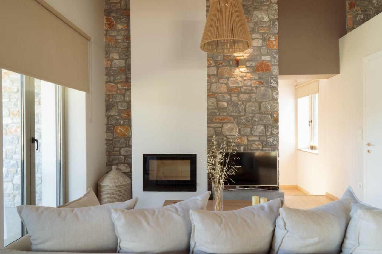 Elies Residences Luxury Apartments Mytilíni Екстериор снимка